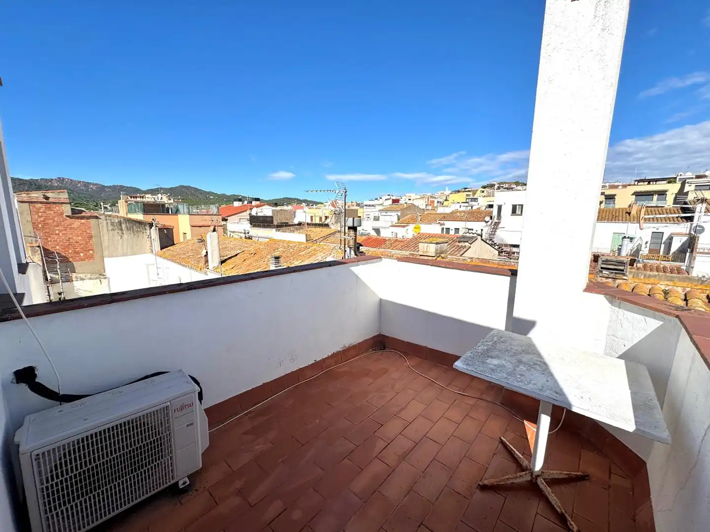 Reihenhaus mit Balkon zum Verkauf in Carrer de Santa Magdalena, imagen 25