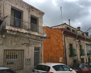 Exterior view of Building for sale in Miraflores de la Sierra