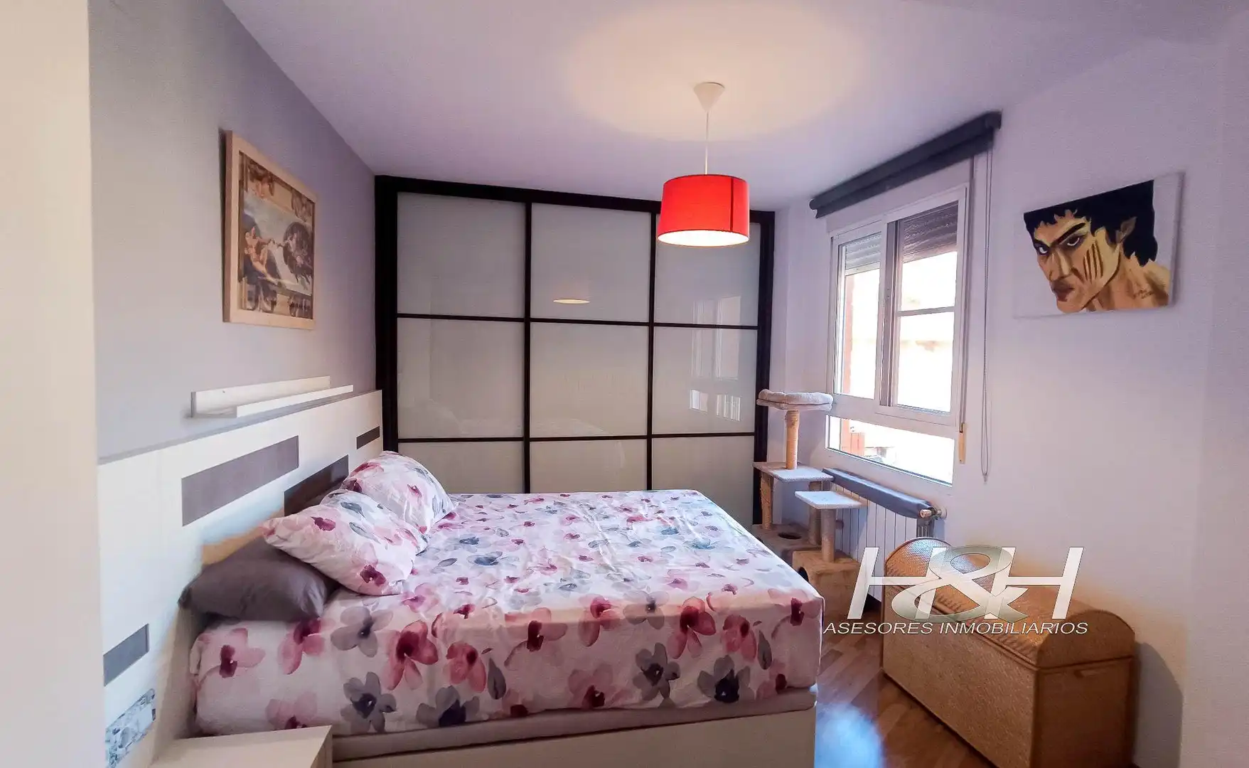 Habitación de Ático en venta en Burjassot con Aire acondicionado y Balcón