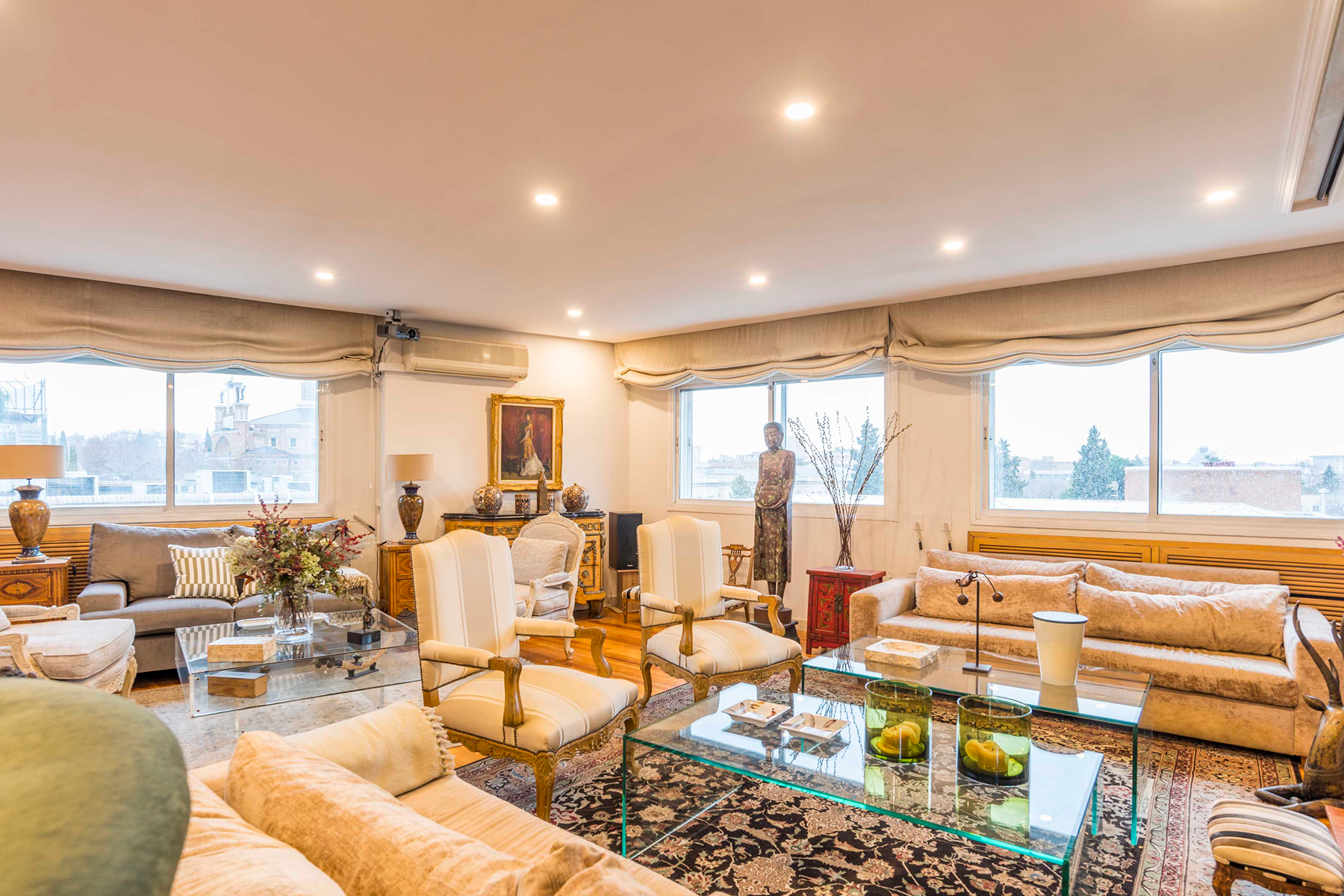 Sala de estar de Apartamento en venta en  Madrid Capital con Aire acondicionado, Calefacción y Terraza