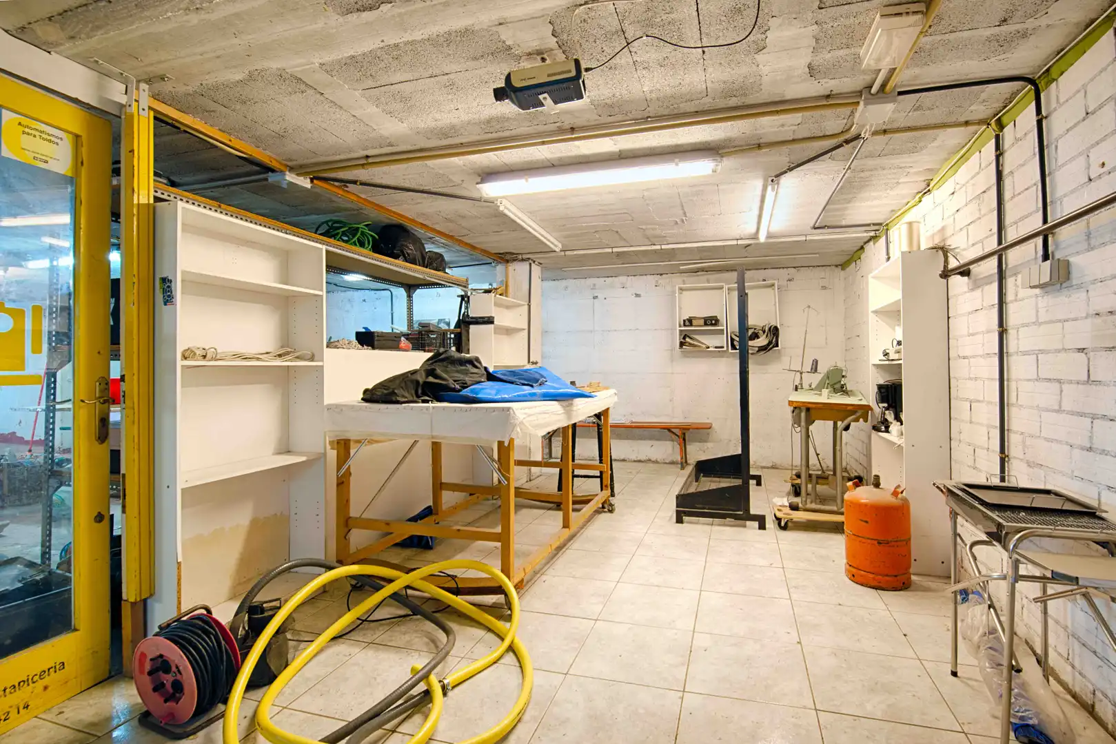 Nau industrial en venda en Empuriabrava