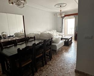 Sala d'estar de Casa o xalet en venda en Chiclana de la Frontera amb Terrassa, Forn i Balcó