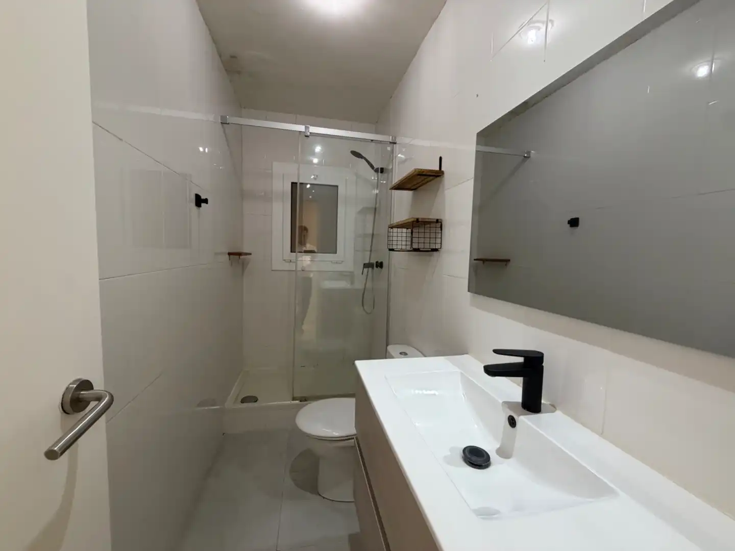 Bathroom of Flat for sale in Parets del Vallès  with Air Conditioner and Parquet flooring