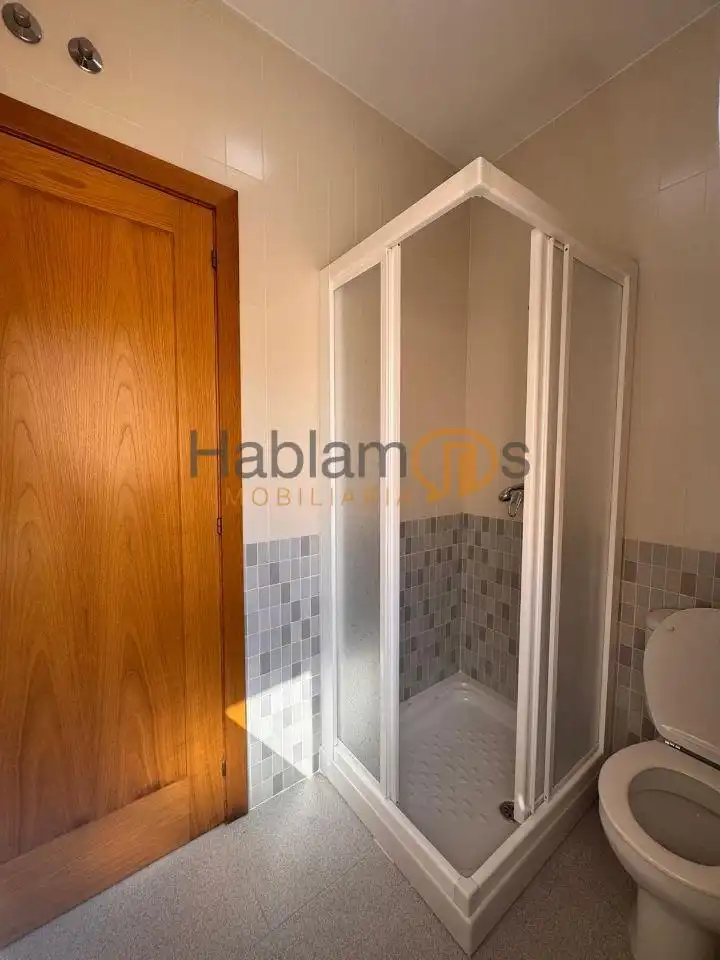 Baño de Casa o chalet en venta en Vilagarcía de Arousa con Calefacción, Jardín privado y Terraza