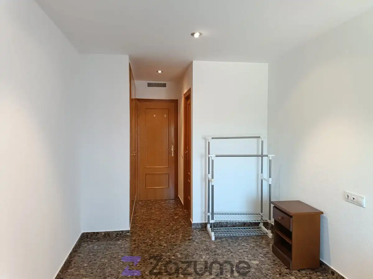 Flat for rent in Castellón de la Plana / Castelló de la Plana  with Air Conditioner, Heating and Terrace