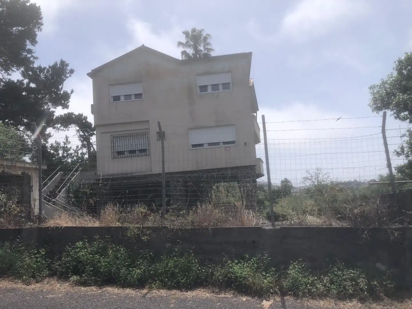 Vista exterior de Casa o chalet en venta en San Cristóbal de la Laguna con Jardín privado, Terraza y Piscina