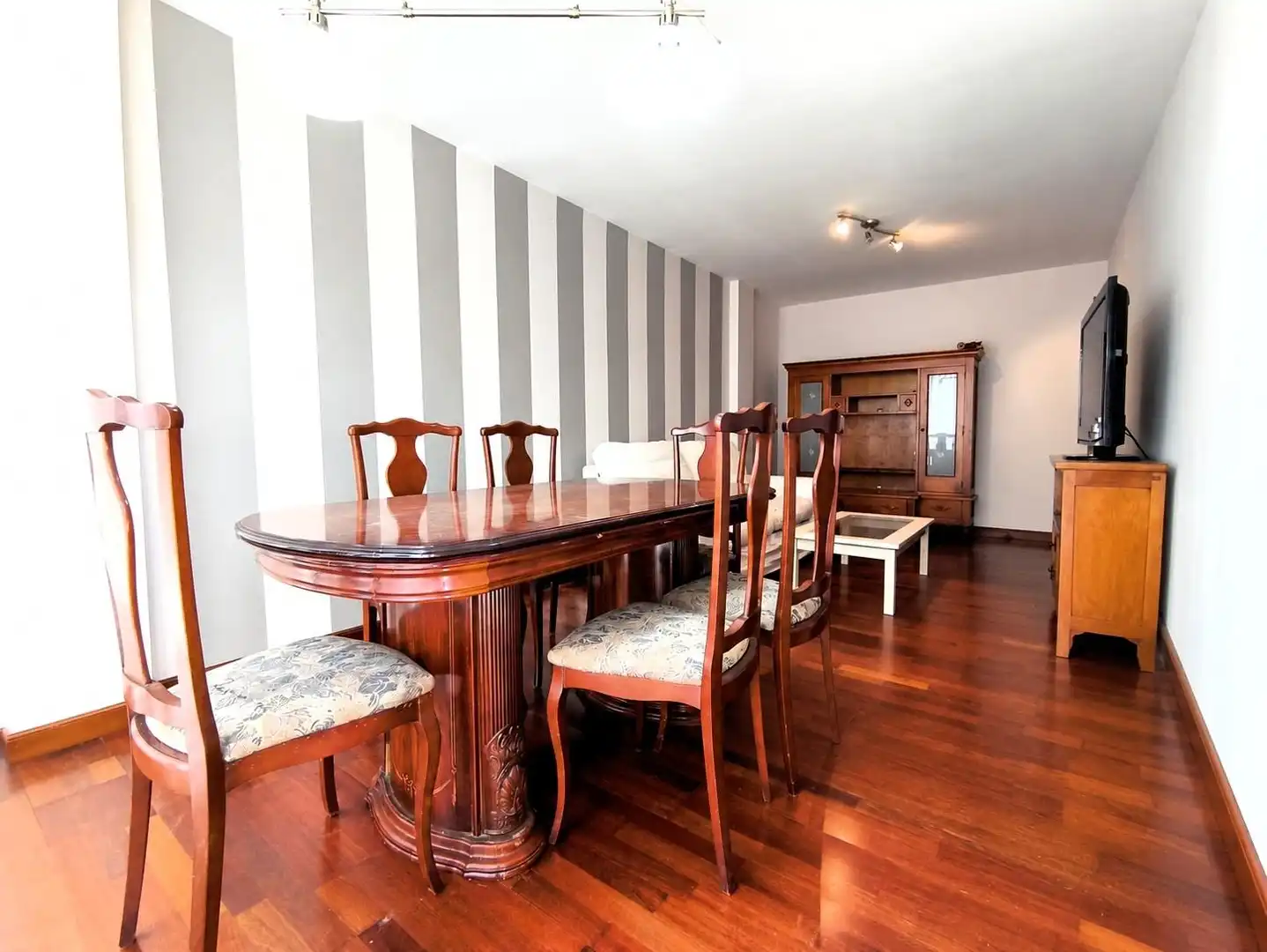 Comedor de Piso en venta en Santa María de Cayón con Calefacción, Trastero y Amueblado