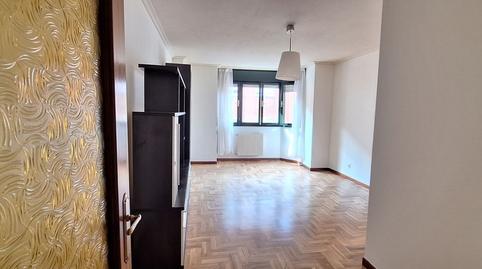 Foto 4 de Piso de alquiler en N/a, Llano, Gijón