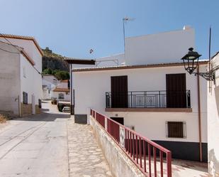 Vista exterior de Casa o xalet en venda en Píñar amb Terrassa