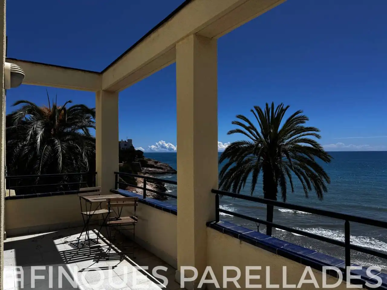 Terrace of Attic for sale in Sitges  with Air Conditioner, Heating and Parquet flooring