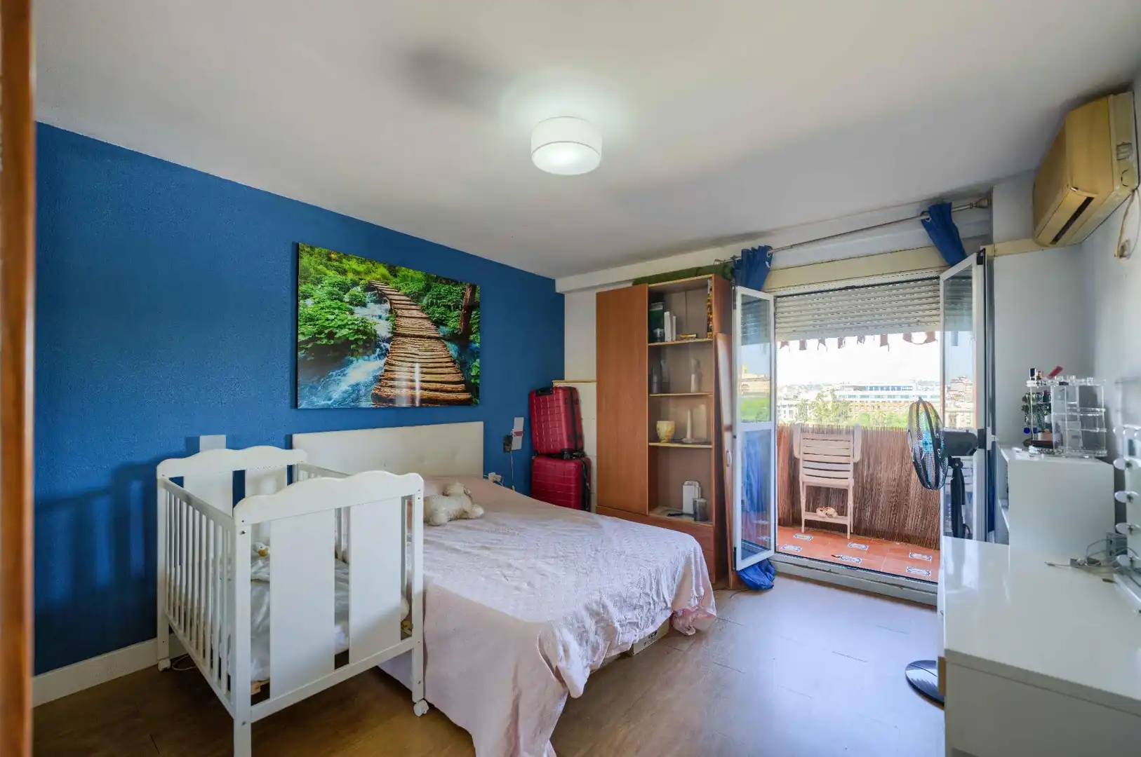 Schlafzimmer von Wohnung zum Verkauf in Sevilla mit Klimaanlage, Heizung und Abstellraum
