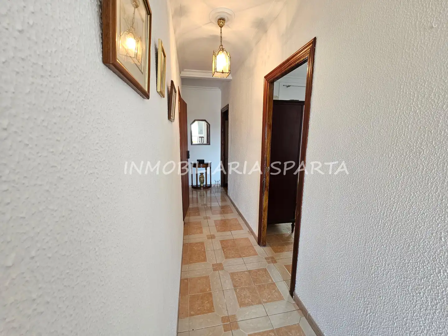 Casa adosada en venta en Santiponce con Terraza, Trastero y Balcón