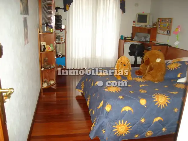 Dormitori de Dúplex en venda en Castro-Urdiales amb Calefacció, Terrassa i Traster