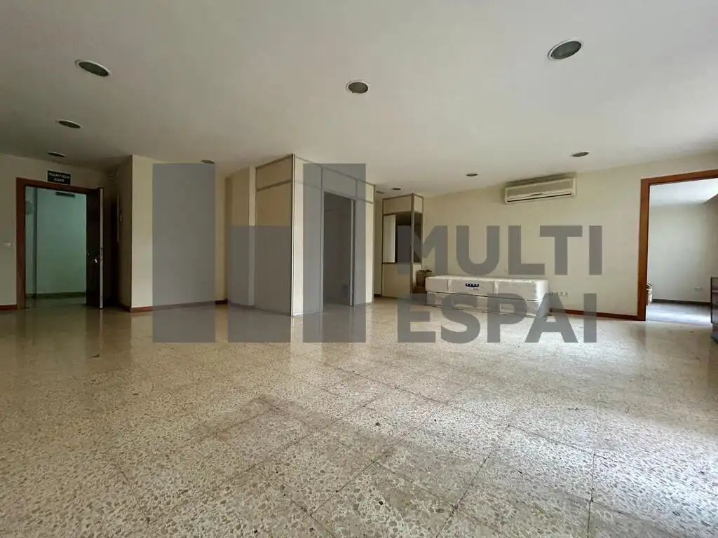 Büro zur Miete in Barcelona mit Klimaanlage und Terrasse