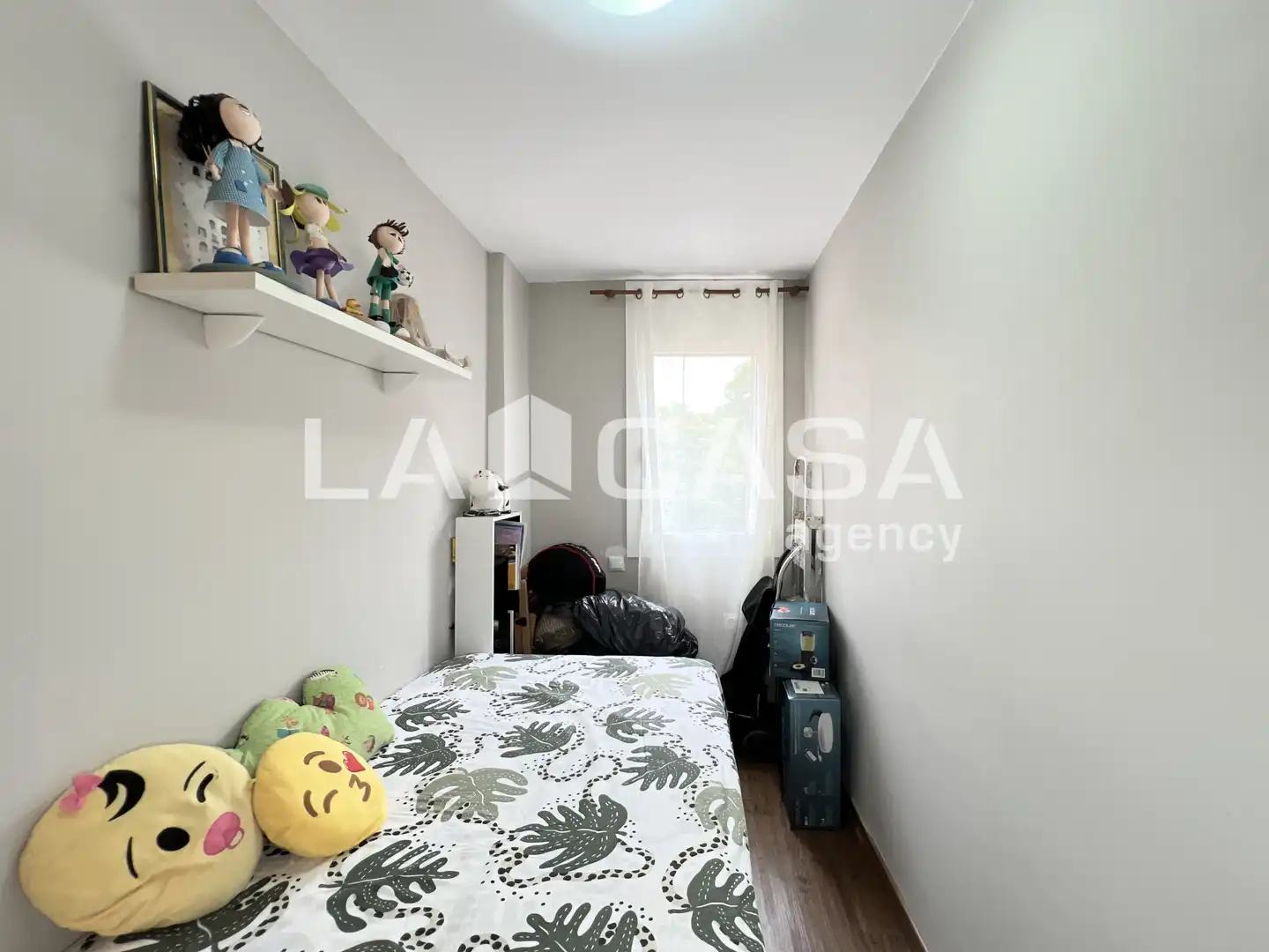 Flat for sale in Badalona  with Heating