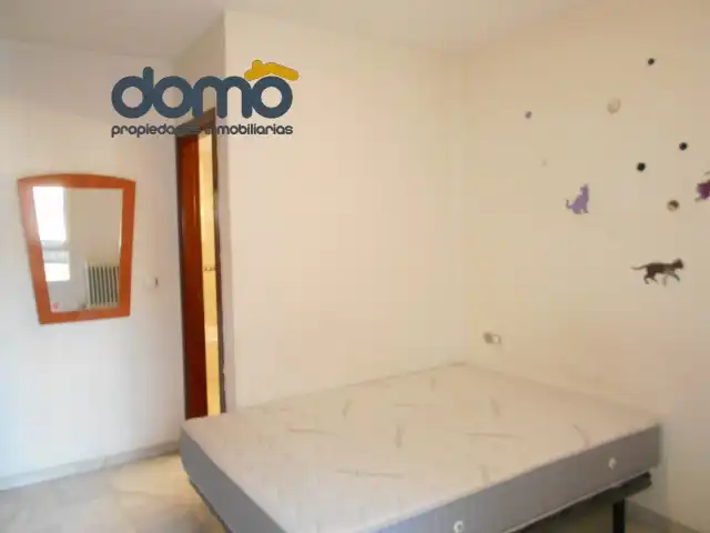 Flat for rent in Calle Emilia Pardo Bazán, Joaquina Eguaras
