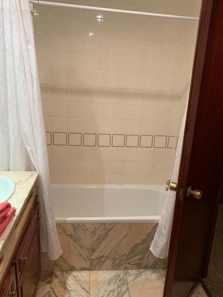 Bany de Pis en venda en Algeciras