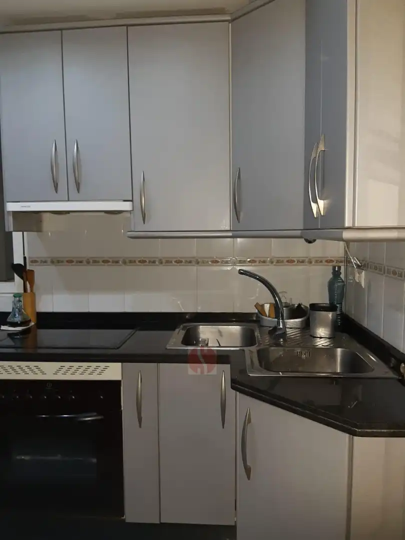 Kitchen of Flat for sale in La Zubia  with Air Conditioner, Heating and Terrace