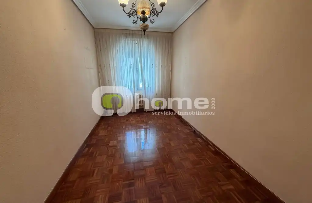 Bedroom of Flat for sale in Zamora Capital   with Air Conditioner, Heating and Parquet flooring