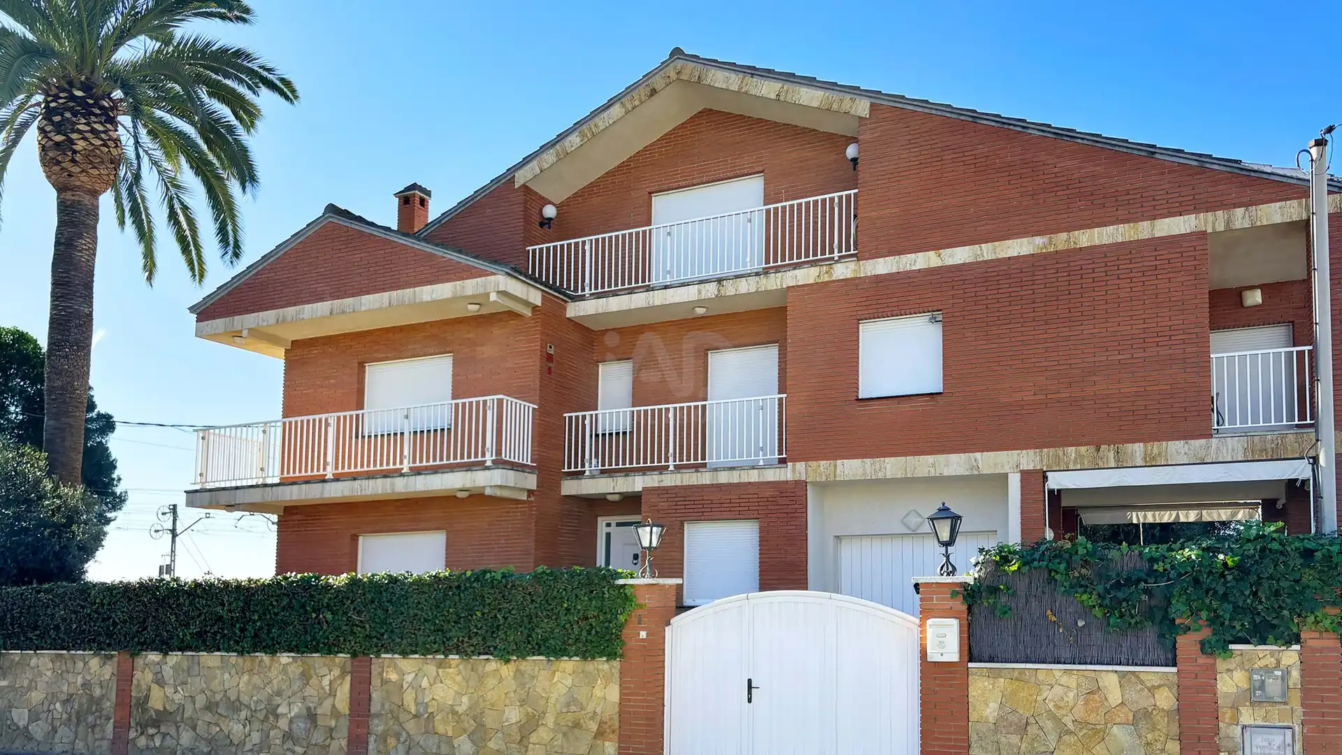 Vista exterior de Casa o chalet en venta en Creixell con Aire acondicionado, Calefacción y Piscina