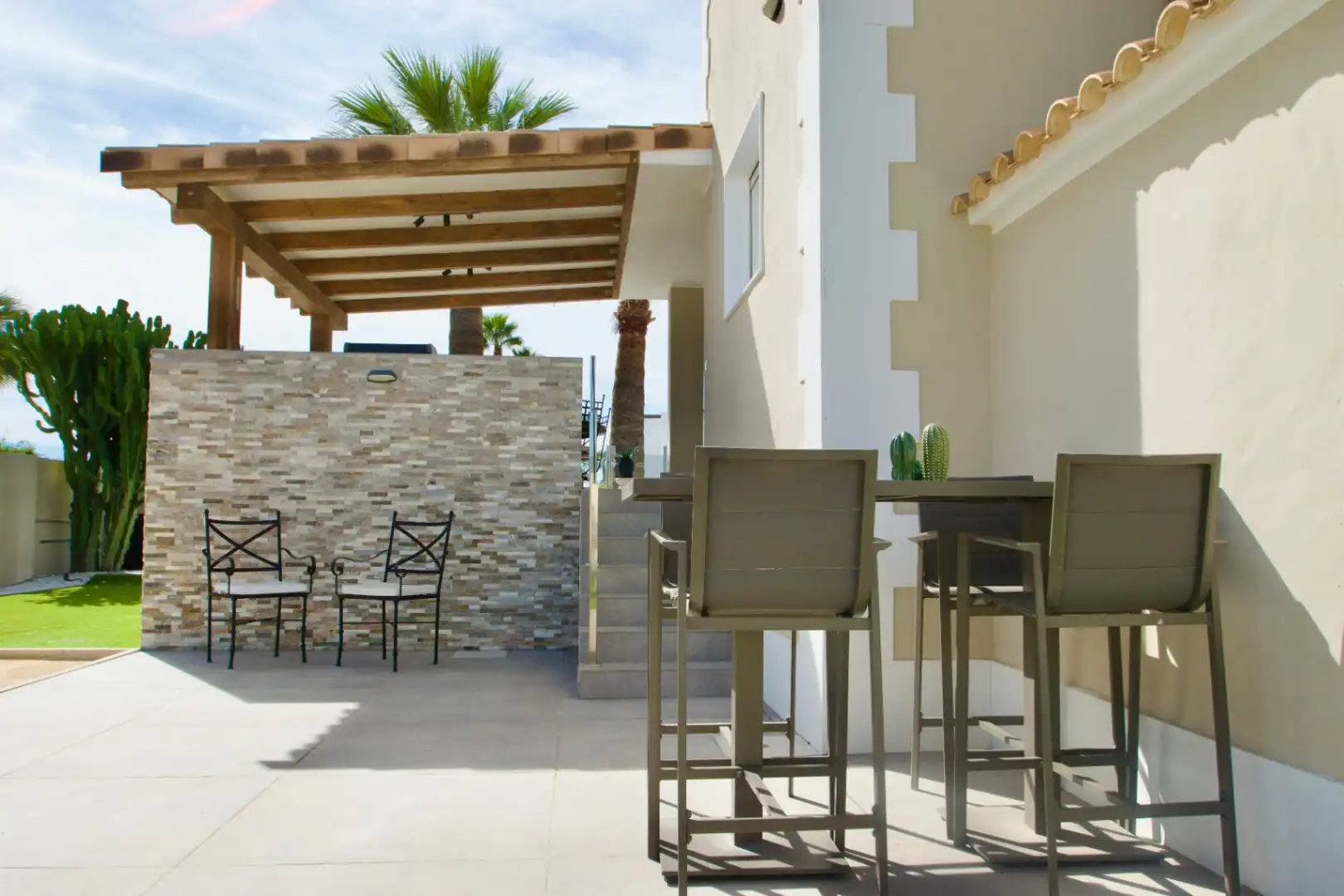 Terrassa de Casa o xalet en venda en L'Alfàs del Pi amb Aire condicionat, Calefacció i Jardí privat