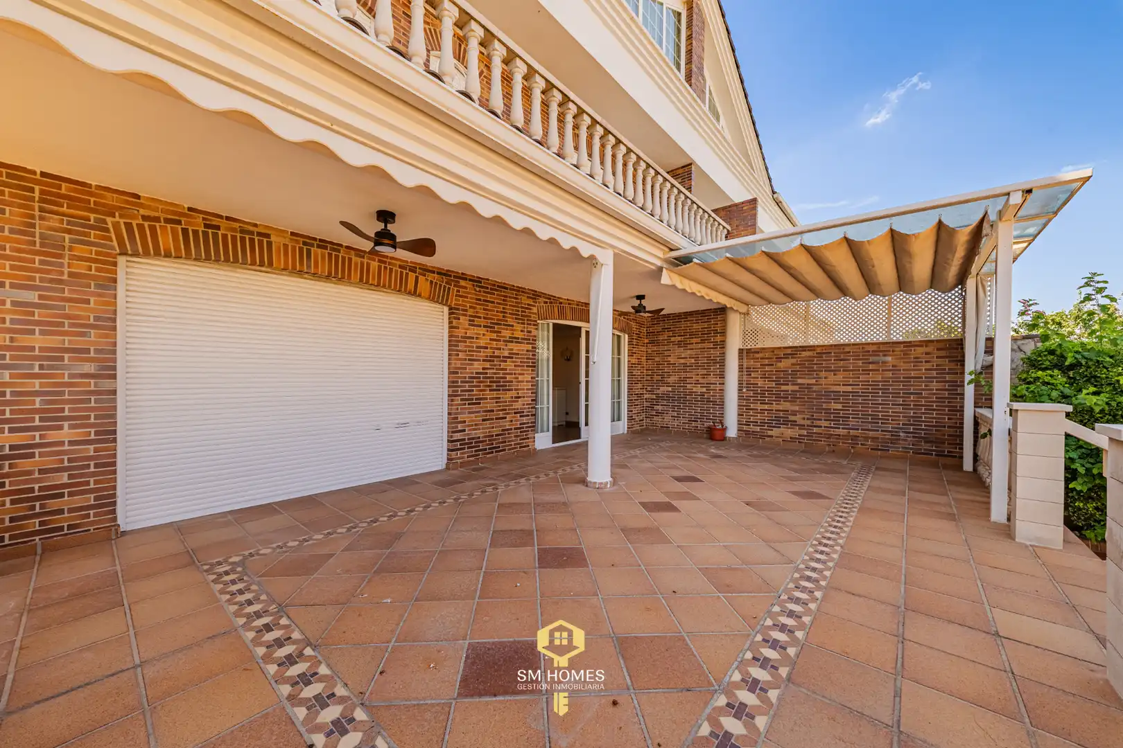 Terraza de Casa adosada en venta en Coslada con Calefacción, Jardín privado y Terraza