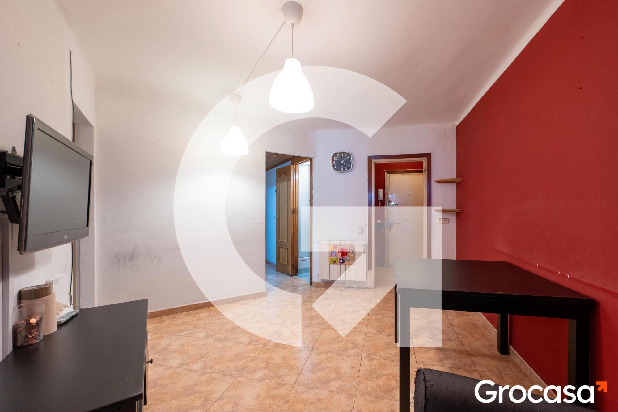 Living room of Flat for sale in Santa Coloma de Gramenet  with Air Conditioner, Furnished and Oven