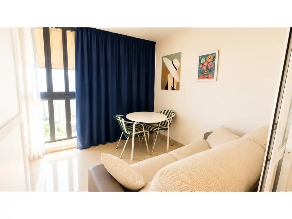Flat for rent in Calle Ibiza, Levante Alto