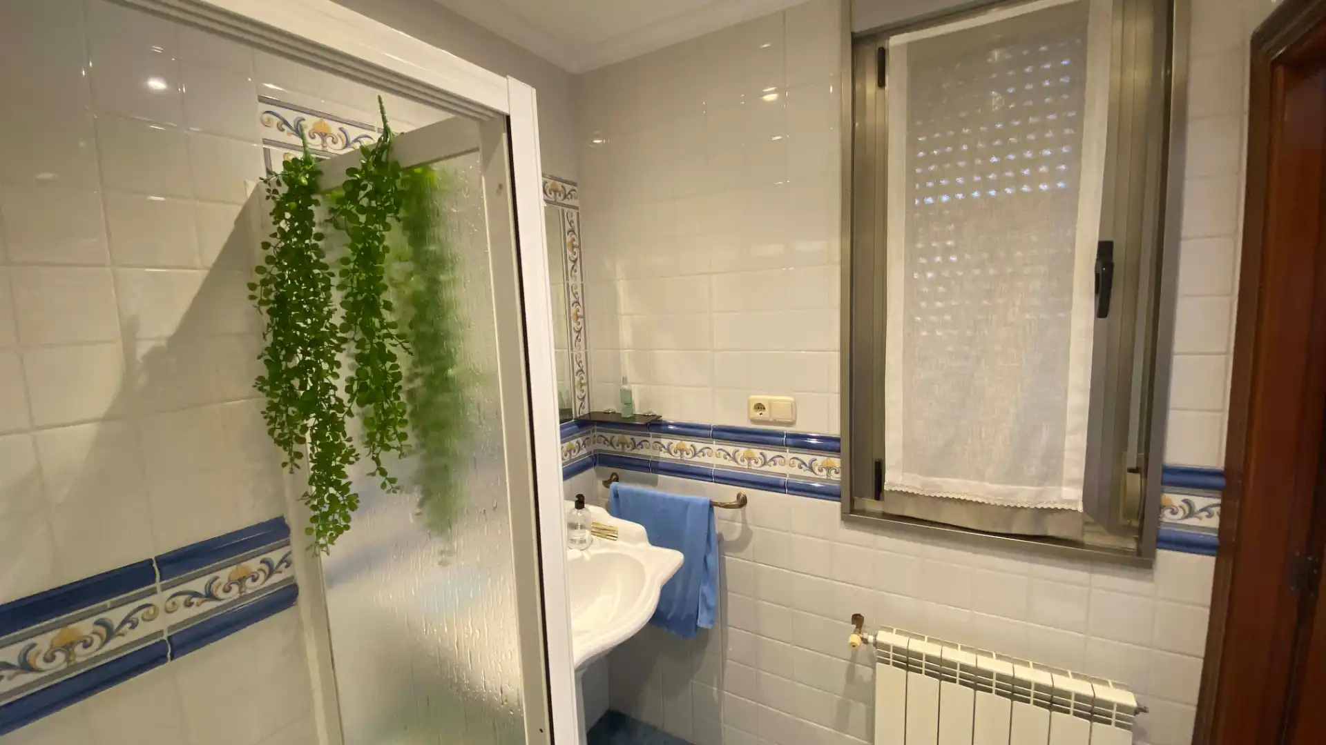 Bathroom of Industrial buildings for sale in Mieres (Asturias)  with Heating