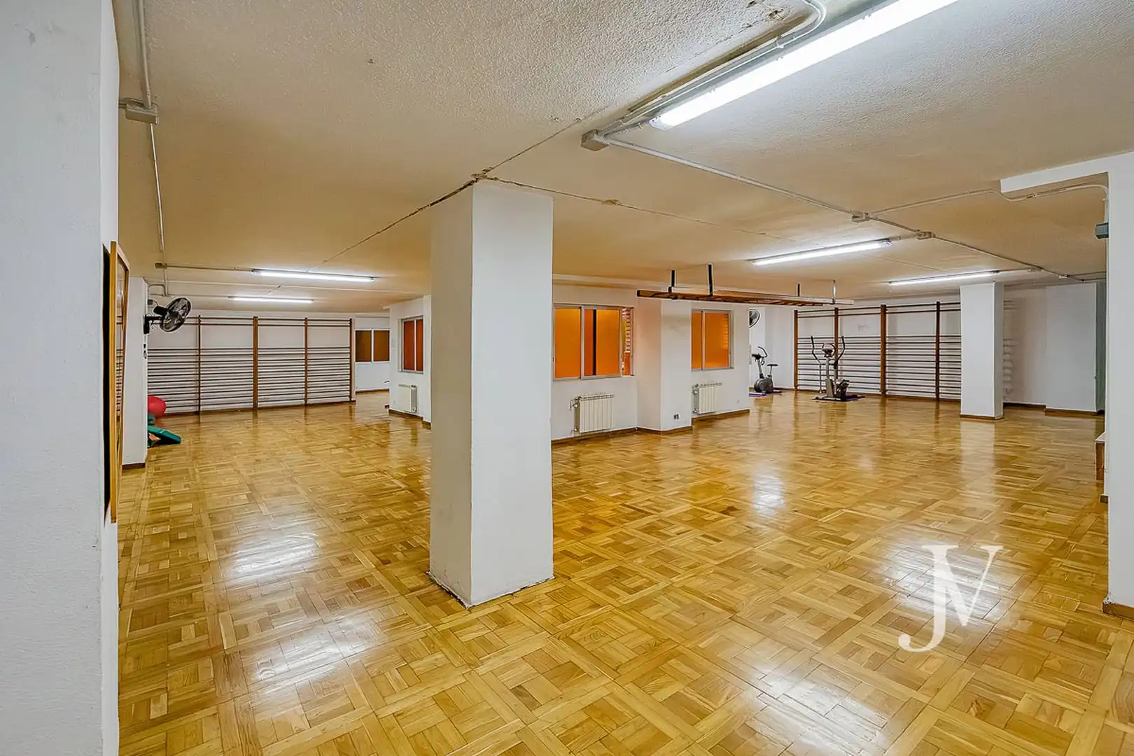 Piso en venta en Madrid con Calefacción, Horno y Lavadora