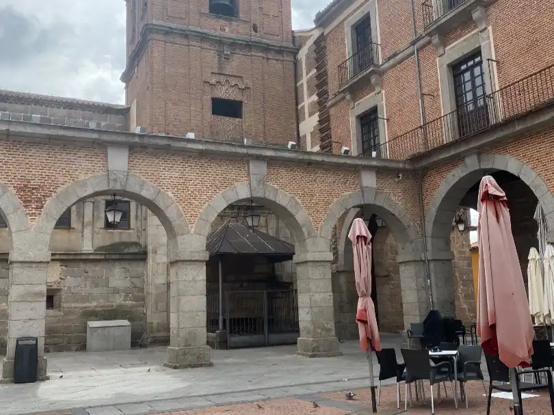 Wohnung mit Aufzug zur Miete in Calle Vallespín 14, imagen 3