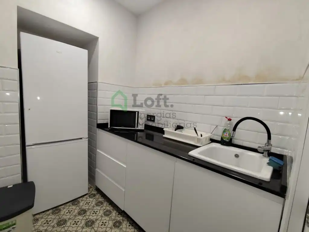 Kitchen of Office for rent in Badajoz