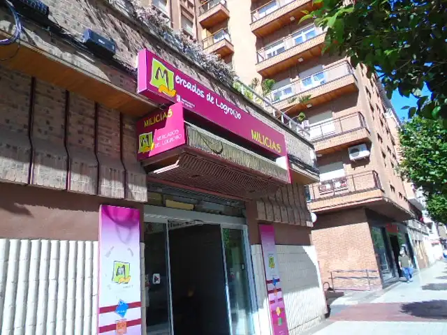 Local comercial en venda a Residencia, imagen 2
