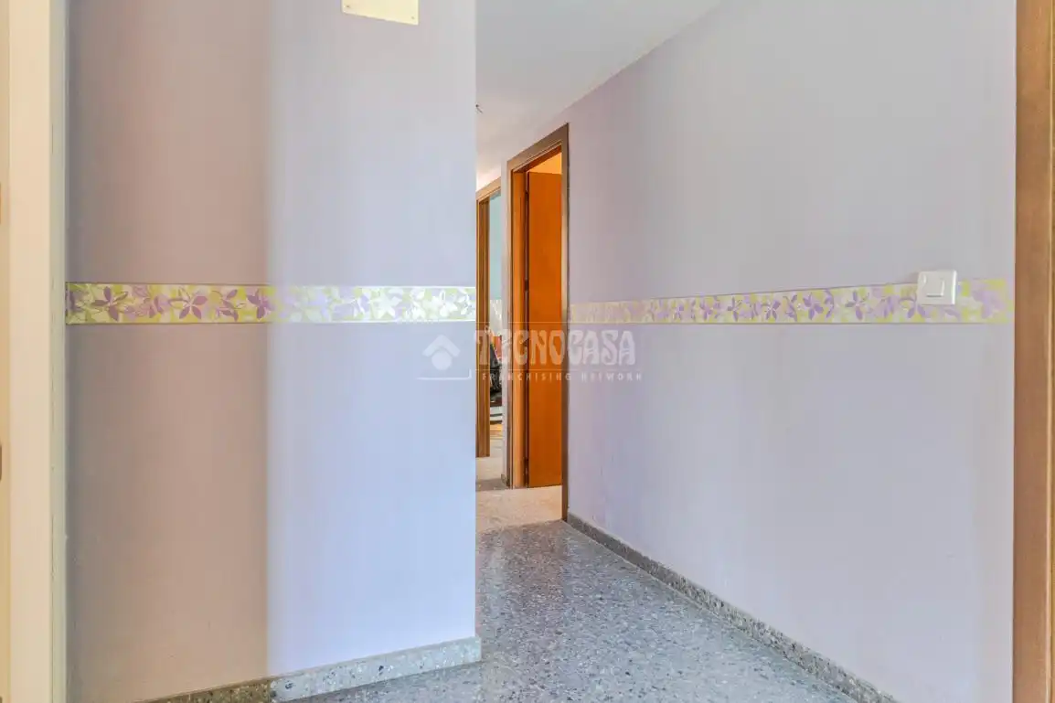Flat for sale in Granada