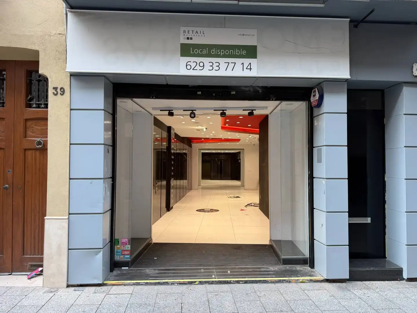 Business premises to rent in Carrer de Gràcia 41