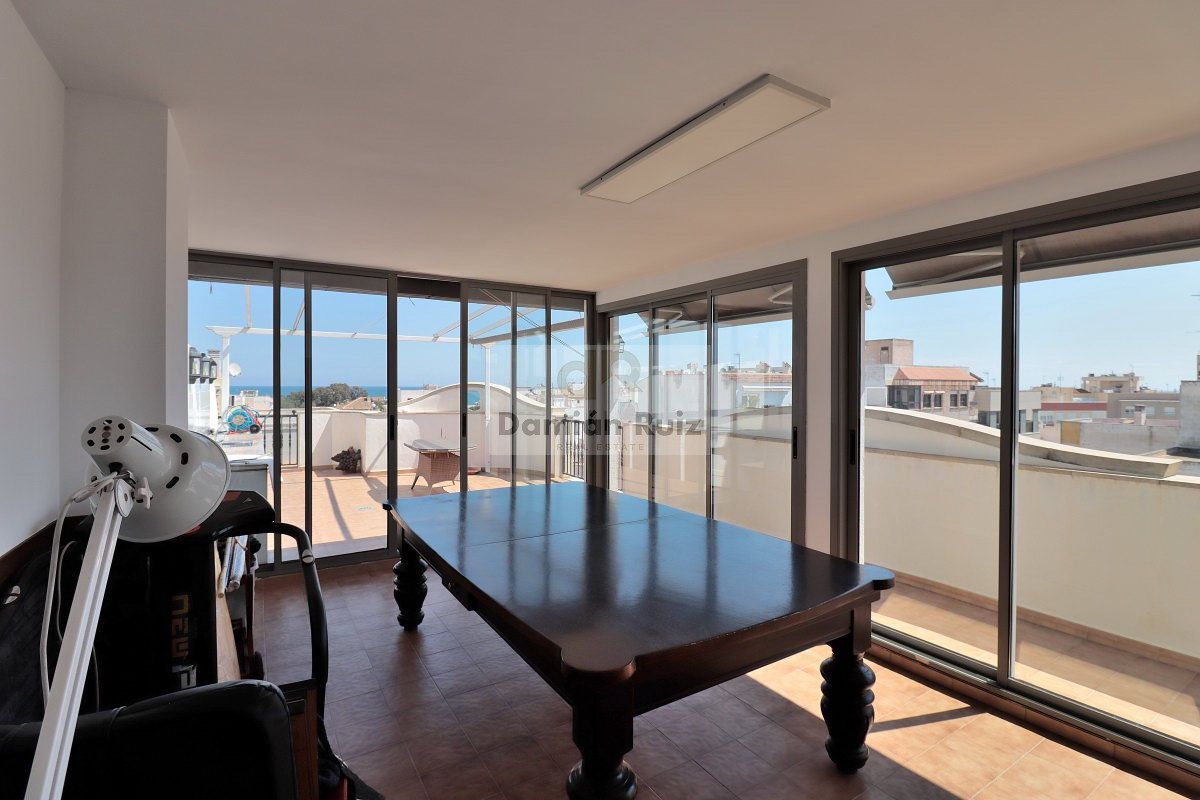 Attic for sale in Guardamar del Segura  with Air Conditioner, Heating and Parquet flooring