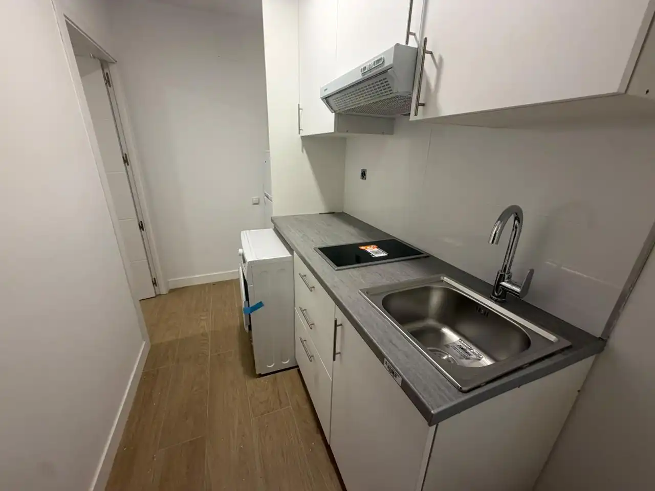 Cuina de Planta baixa de lloguer en Madrid amb Moblat