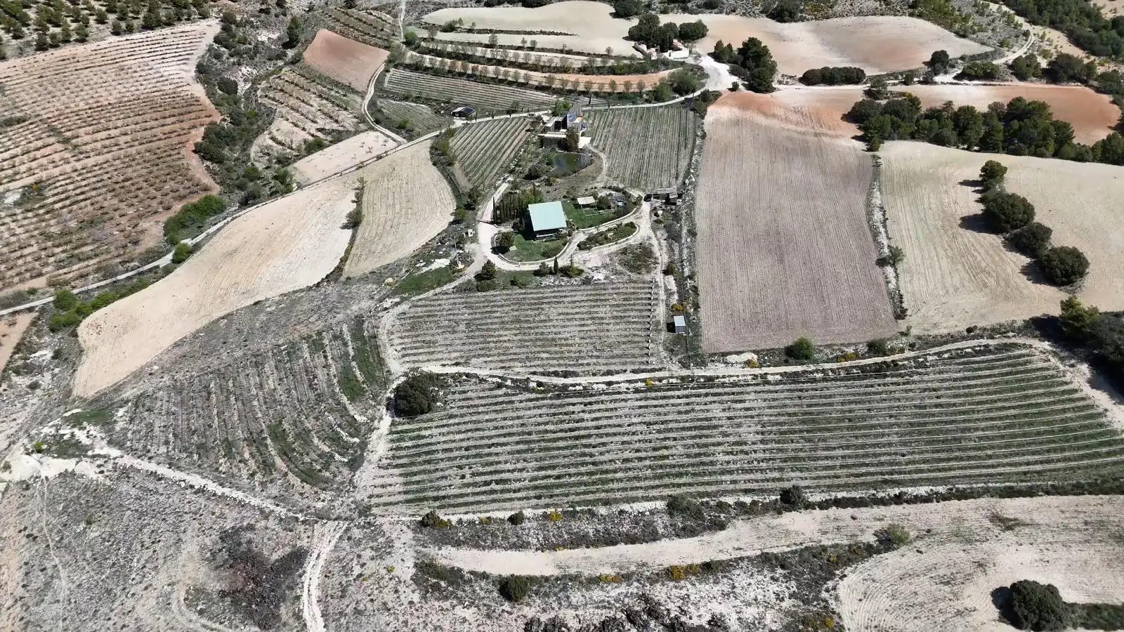 Country homes for sale in Moratalla  with Heating, Private garden and Furnished