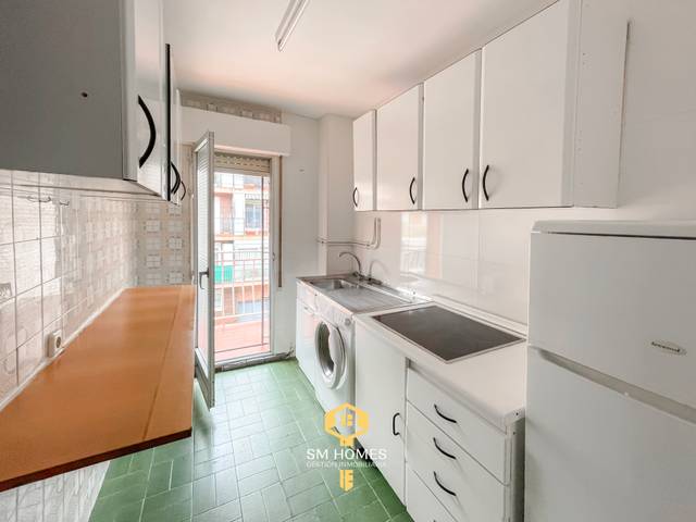 Piso en Venta en Calle de Peña Ambote en Casco Histórico de Vallecas