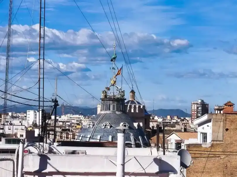 Vista exterior de Pis en venda en  Valencia Capital amb Aire condicionat