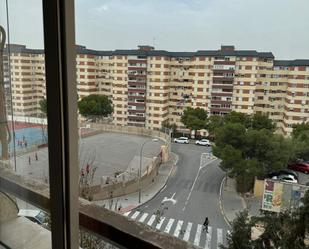 Vista exterior de Pis de lloguer en Alicante / Alacant amb Aire condicionat