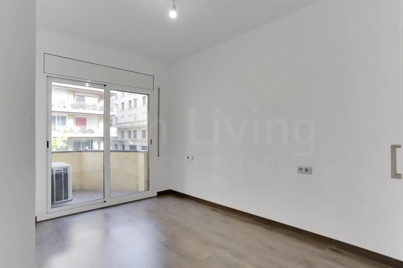 Bedroom of Flat for rent in Barcelona  with Air Conditioner, Heating and Parquet flooring