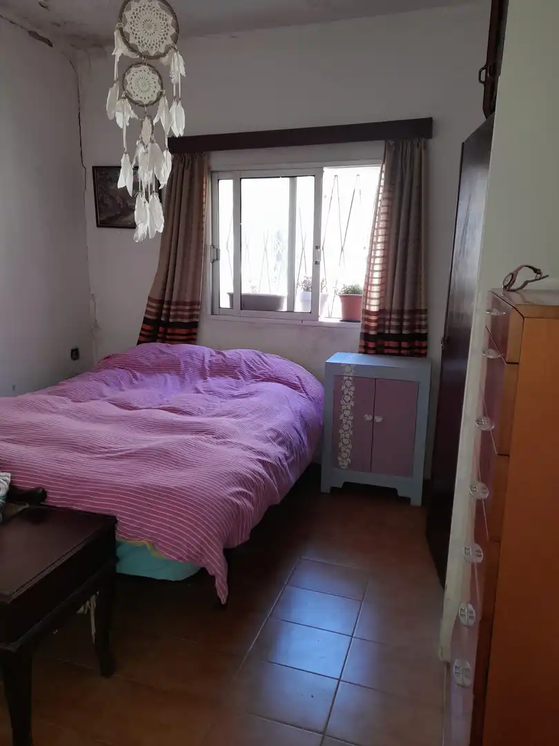Dormitori de Casa o xalet en venda en Mont-roig del Camp amb Jardí privat i Moblat
