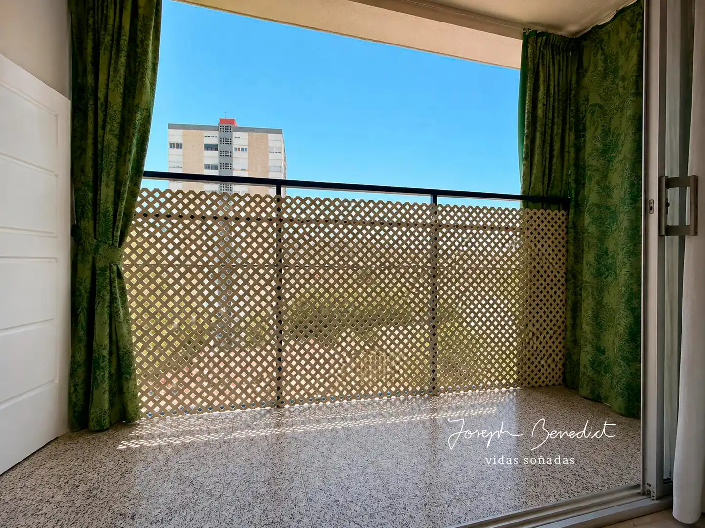 Balcony of Flat for sale in L'Hospitalet de Llobregat  with Air Conditioner, Heating and Terrace