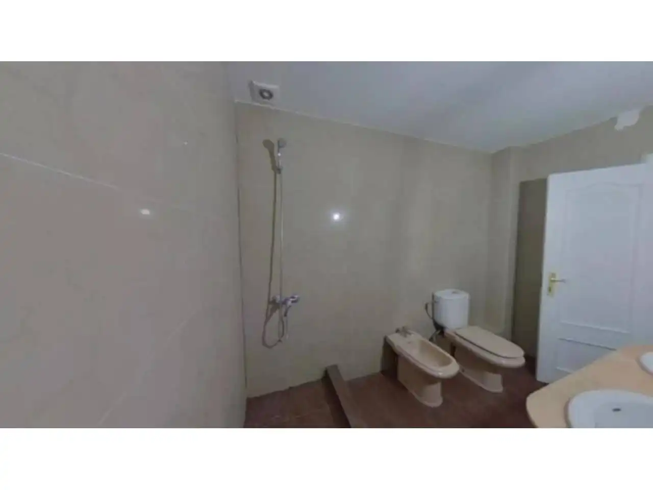 Badezimmer von Wohnung zum Verkauf in L'Hospitalet de Llobregat mit Terrasse