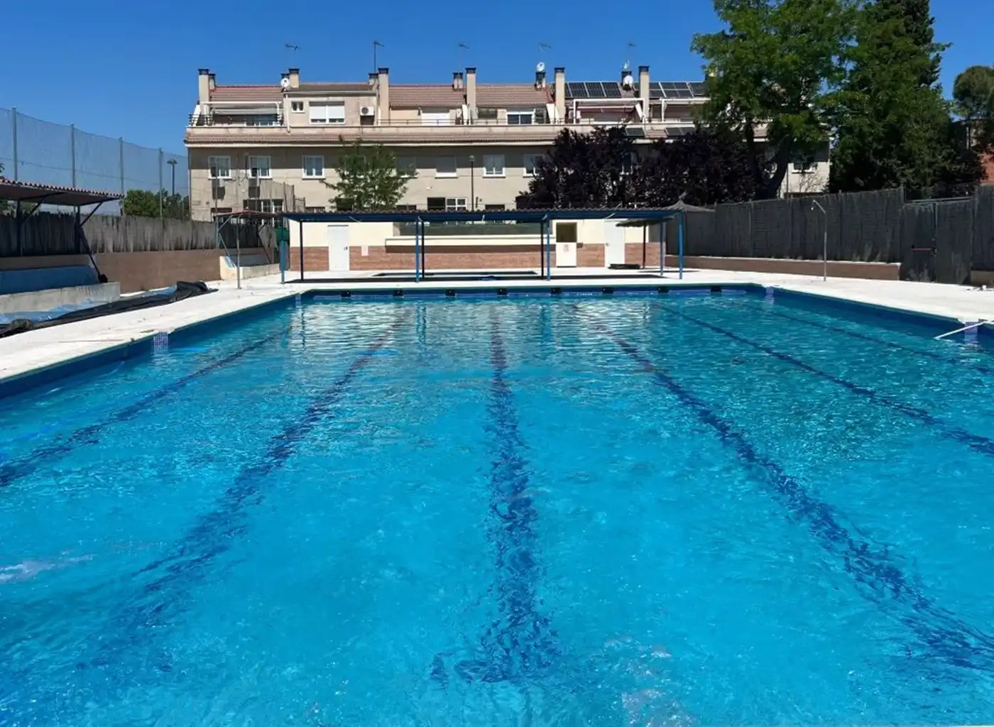 Casa adosada en venta en Calle Aldea del Fresno, Perales del Río