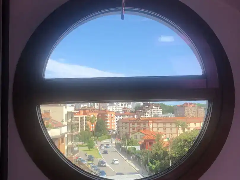 Vista exterior de Dúplex de lloguer en Gijón  amb Jardí privat, Parquet i Traster