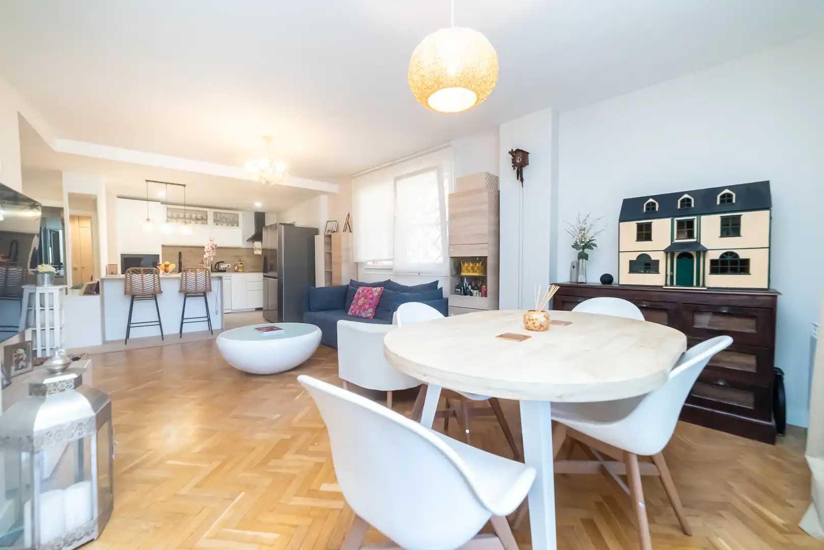 Sala de estar de Piso en venta en Villanueva del Pardillo con Aire acondicionado, Calefacción y Parquet