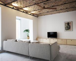 Sala d'estar de Apartament de lloguer en  Valencia Capital amb Aire condicionat, Calefacció i Terrassa