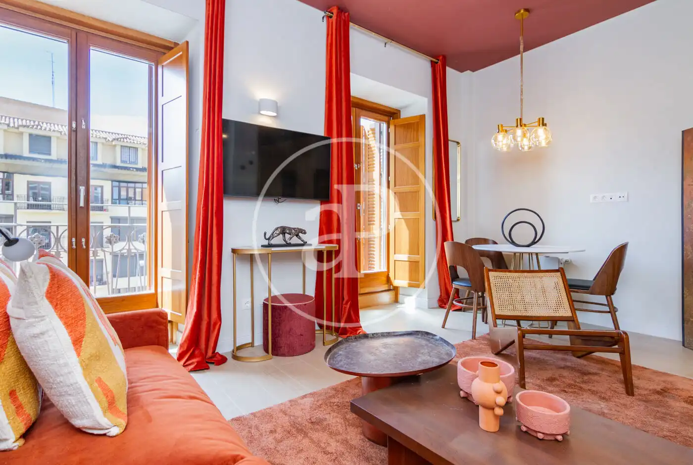 Living room of Flat for rent in Madrid  with Air Conditioner, Heating and Furnished